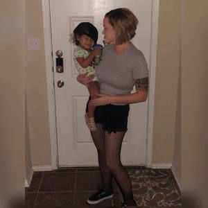 Meet your Posher, Alyson